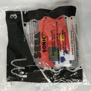 MC DONALDS SEGA SONIC " KNUCKLES SOCCER ELECTRONIC GAME NIP